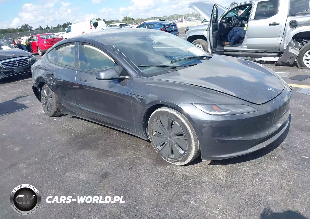 2025 Tesla Model 3 Long Range Rear-Wheel Drive-Standard
