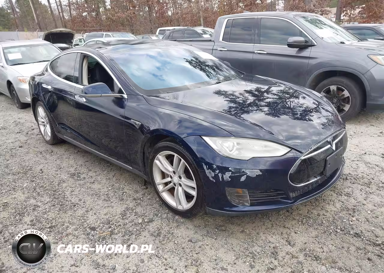 2013 Tesla Model S