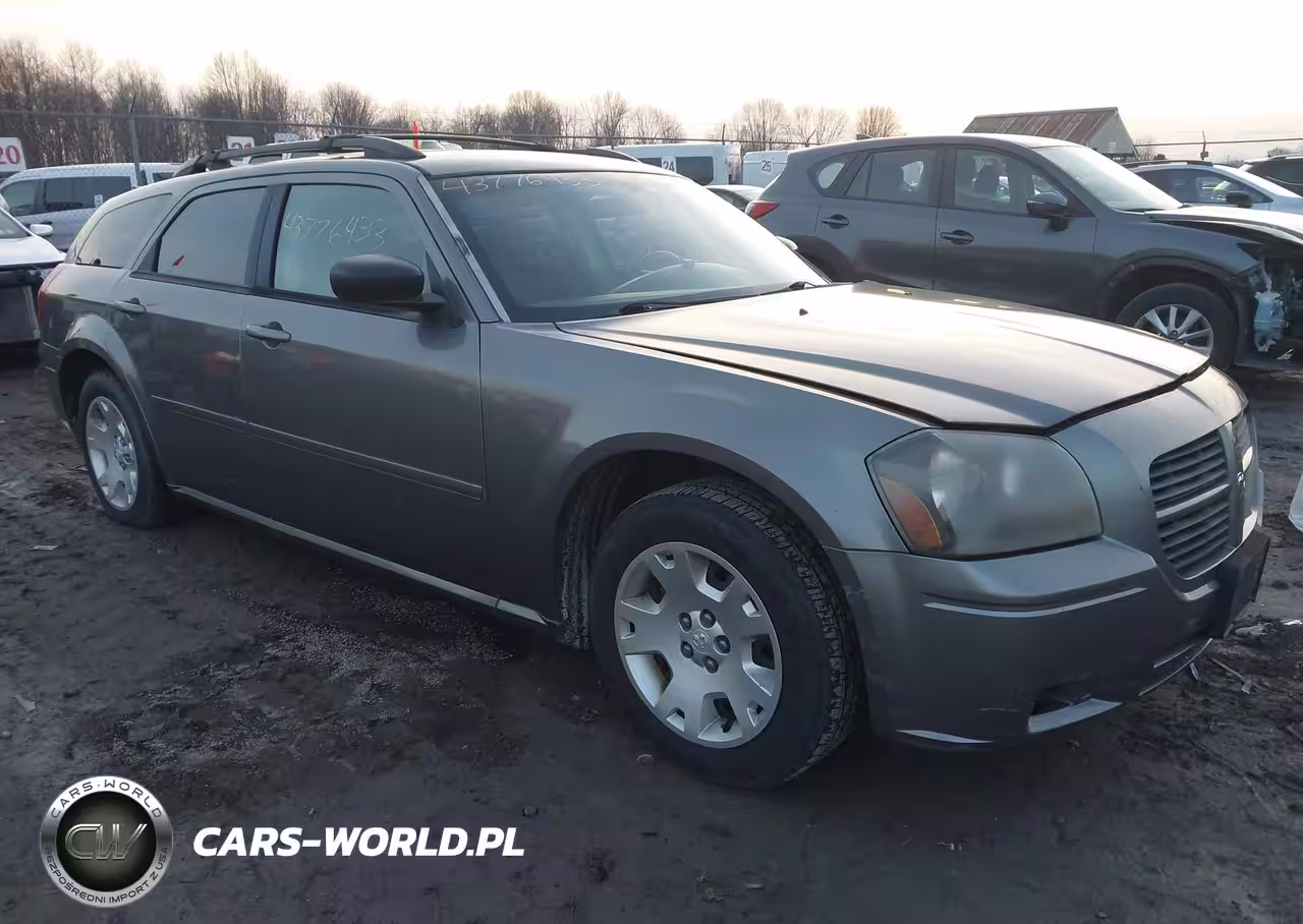 2005 Dodge Magnum Se