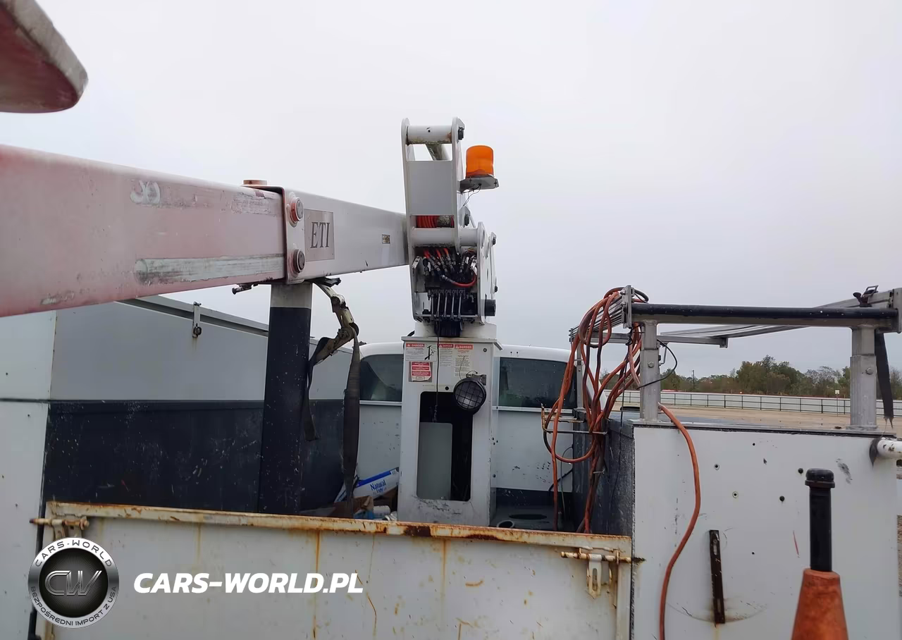 2008 Ford F-550 Chassis Lariat-Xl-Xlt VIN:1FDAX56R08EA23825 - 5