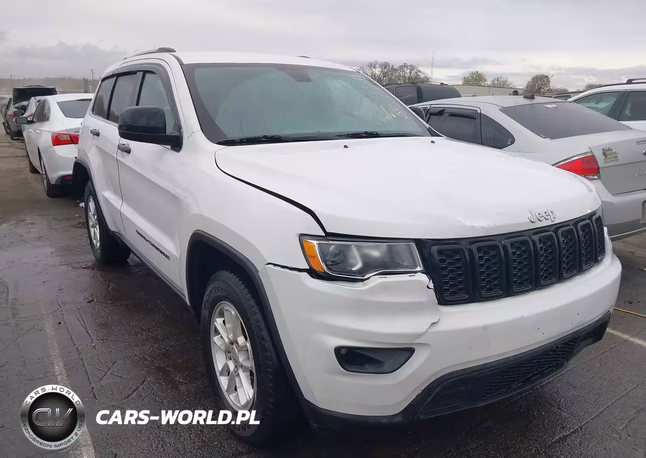 2019 Jeep Grand Cherokee Laredo E 4X2