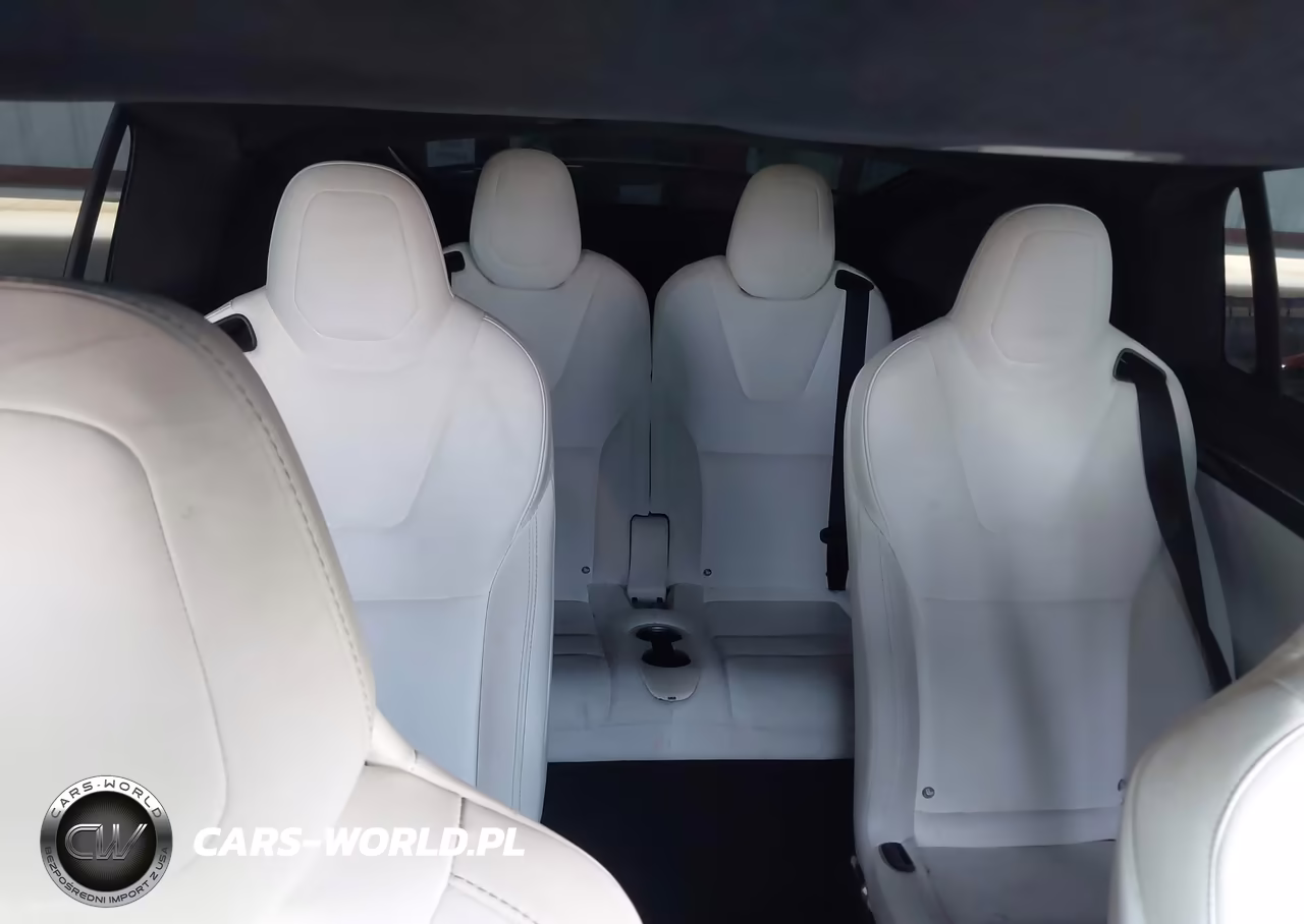 2017 Tesla Model X VIN:5YJXCBE23HF066177 - 8