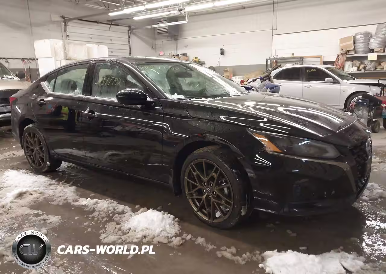 2025 Nissan Altima Sr Awd