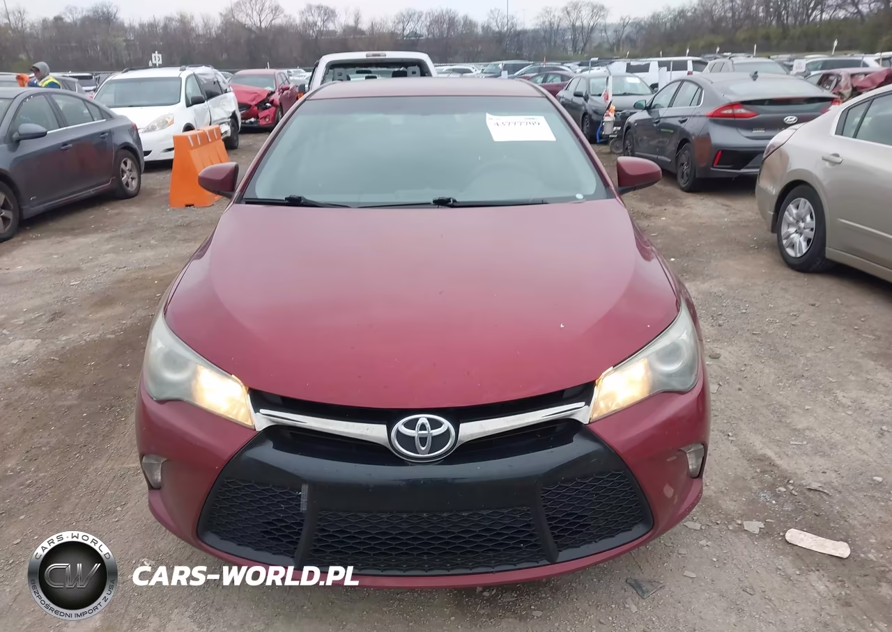 2016 Toyota Camry Se VIN:4T1BF1FK8GU588038 - 12