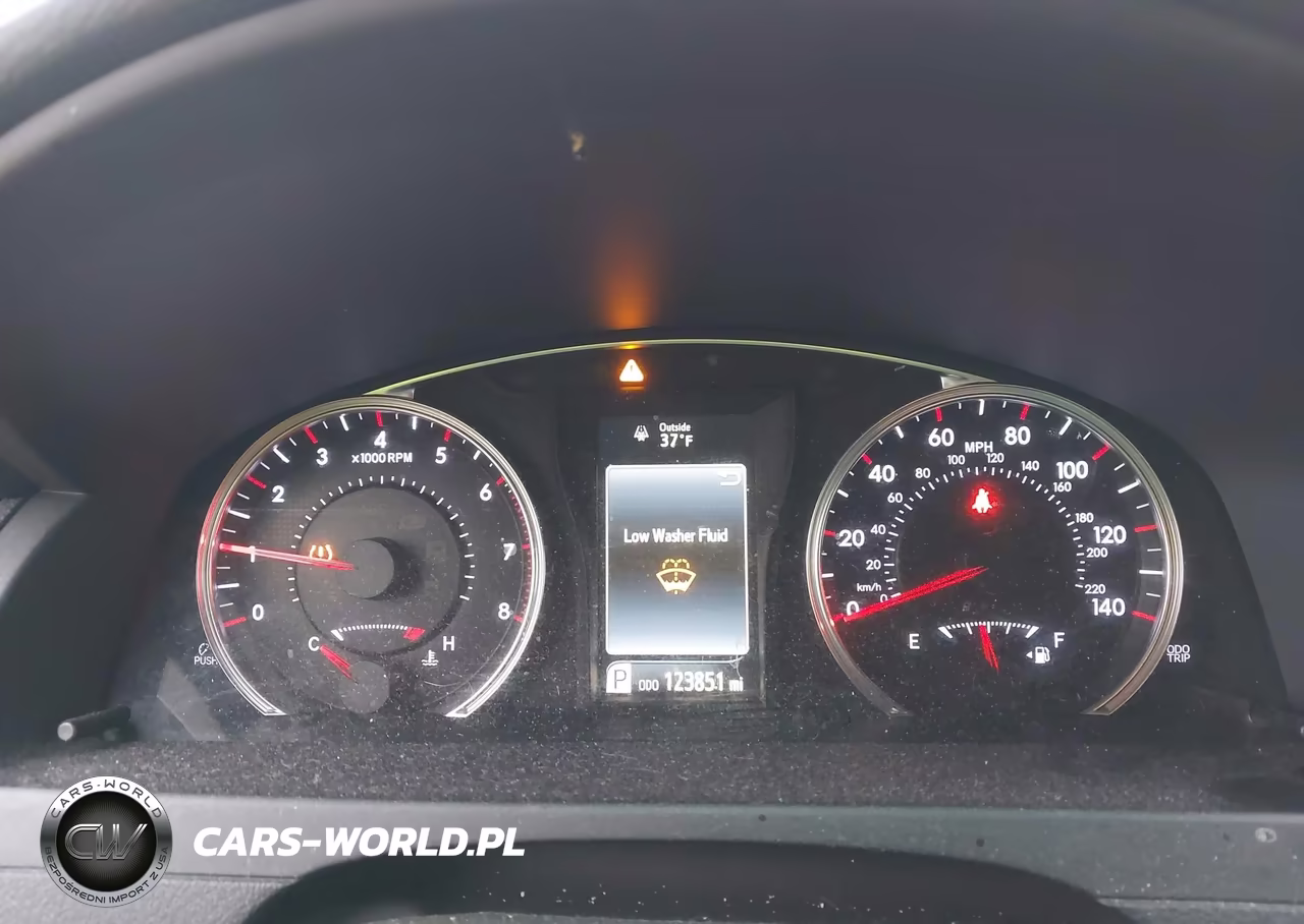 2016 Toyota Camry Se VIN:4T1BF1FK8GU588038 - 7
