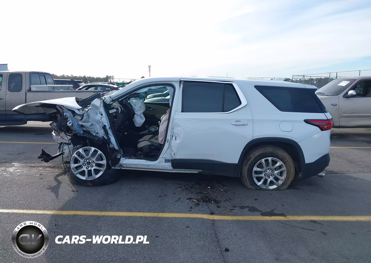 2022 Chevrolet Traverse Fwd Ls VIN:1GNERFKW4NJ170189 - 13