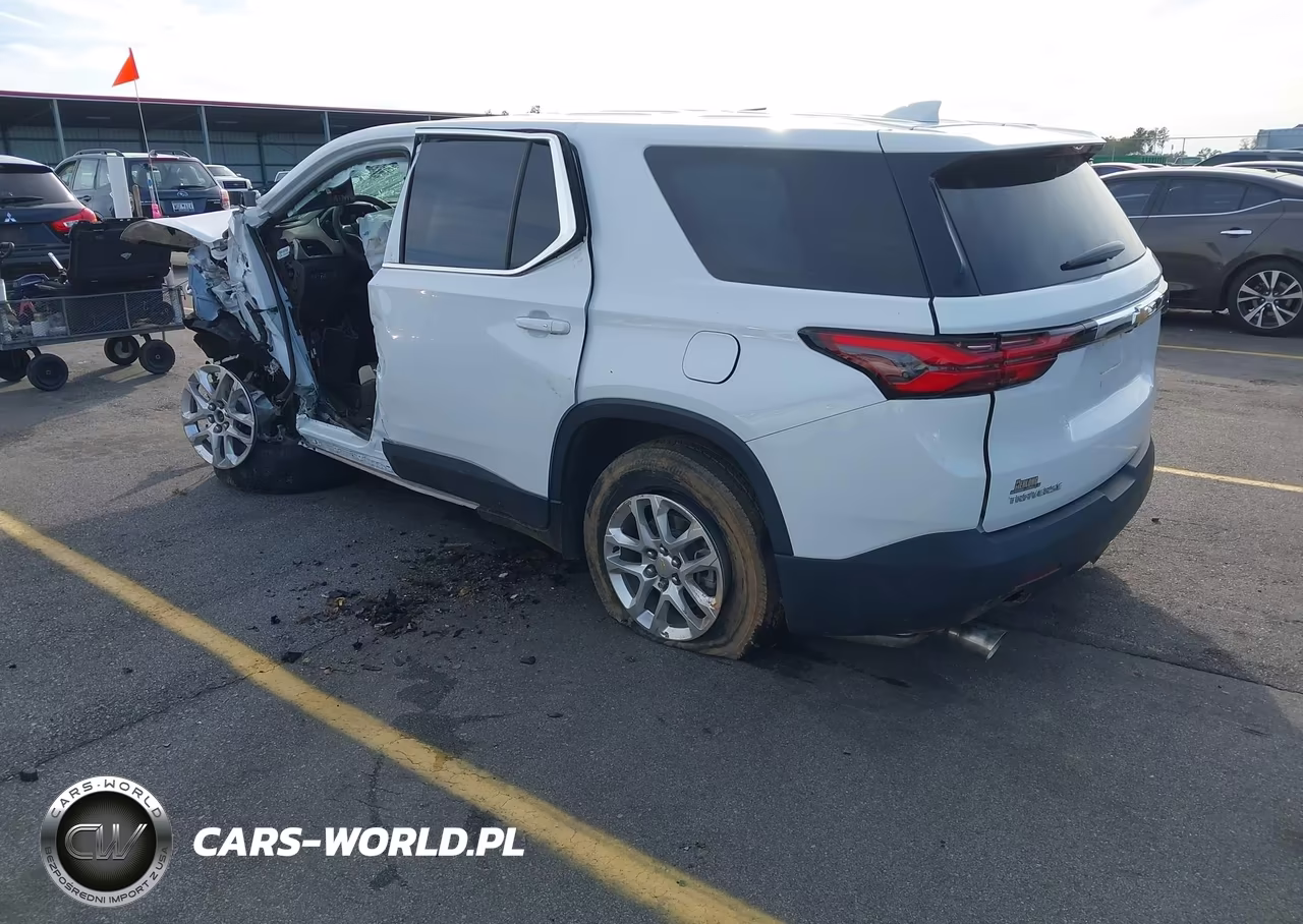 2022 Chevrolet Traverse Fwd Ls VIN:1GNERFKW4NJ170189 - 3