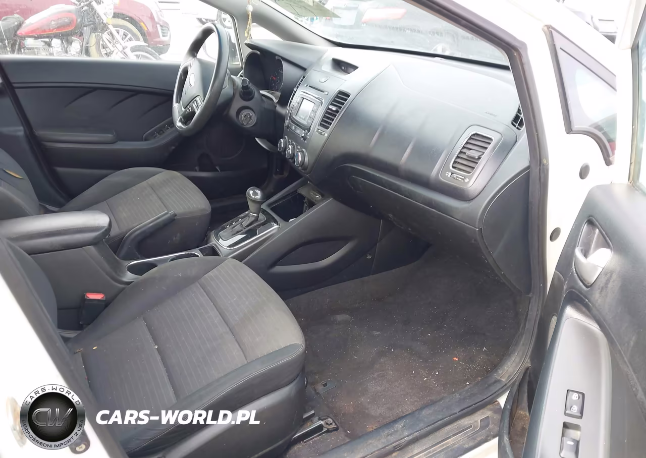 2017 Kia Forte Lx VIN:3KPFL4A75HE137412 - 5