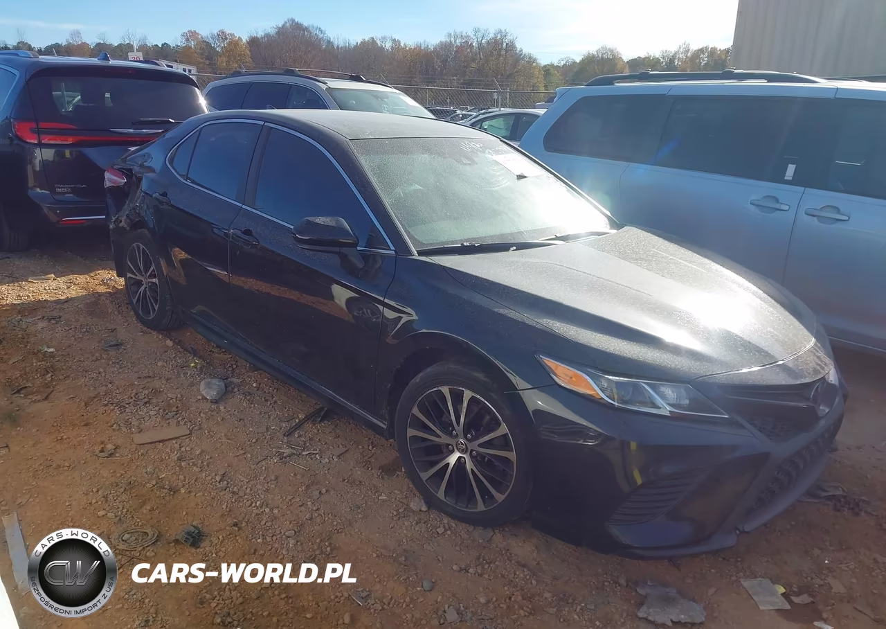 2020 Toyota Camry Se