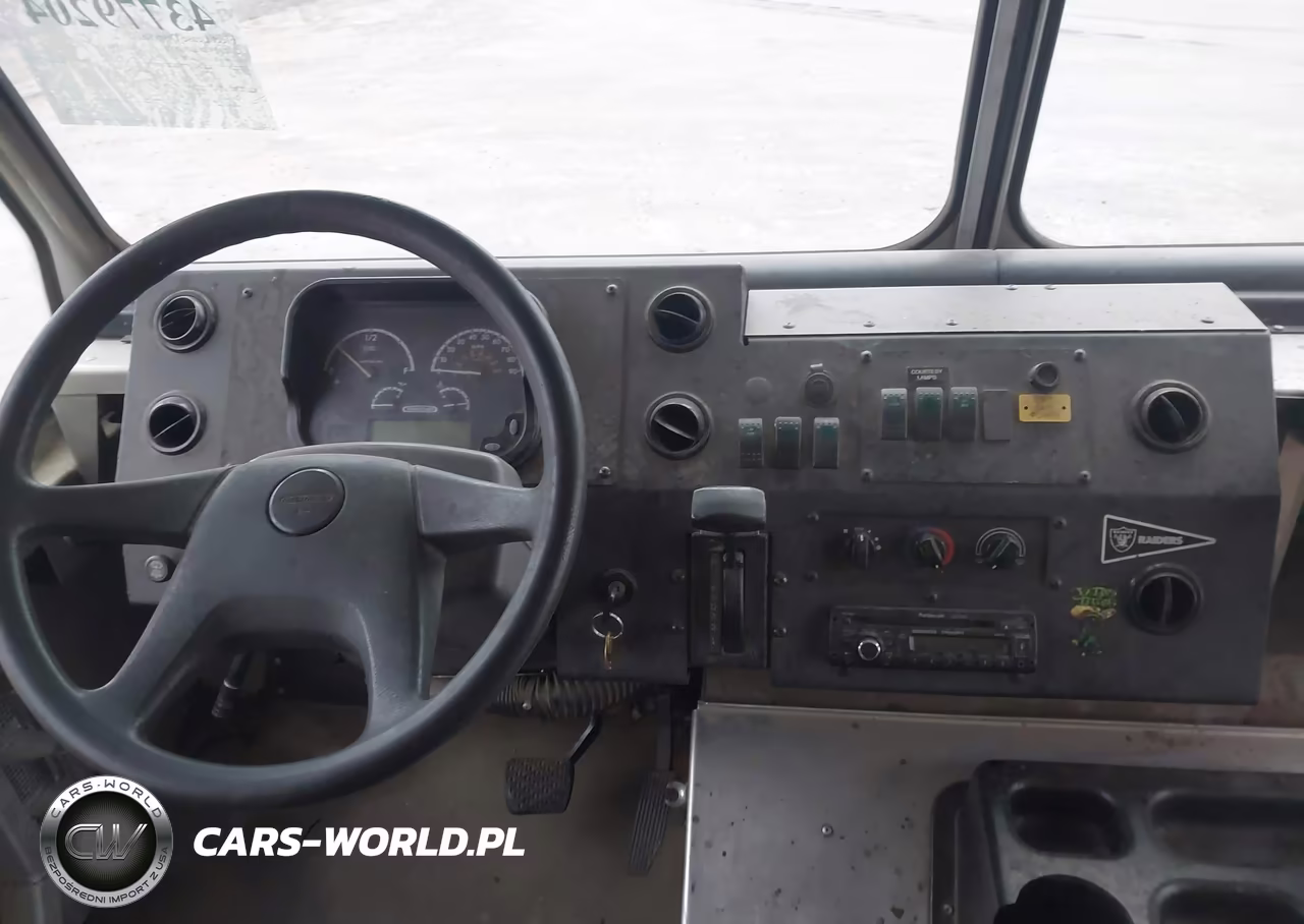 2012 Freightliner Chassis M Line Walk-In Van VIN:4UZAC3DV6CCBT7139 - 13
