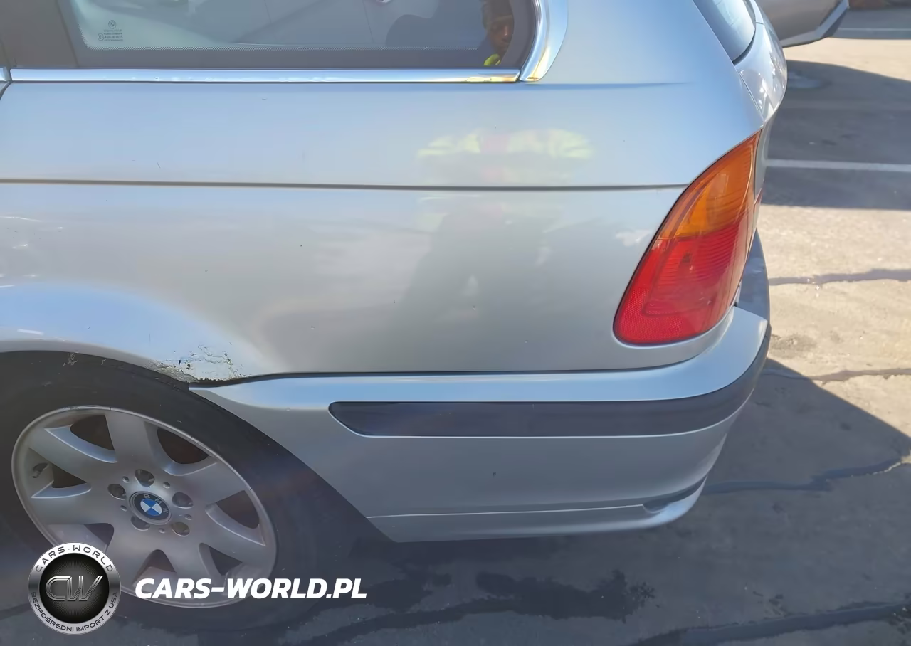 2002 BMW 325Xit VIN:WBAEP33442PF01145 - 18