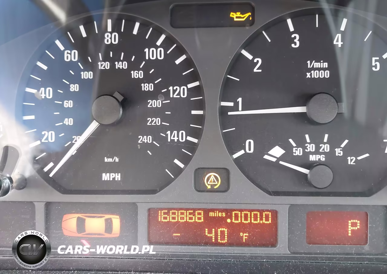 2002 BMW 325Xit VIN:WBAEP33442PF01145 - 7
