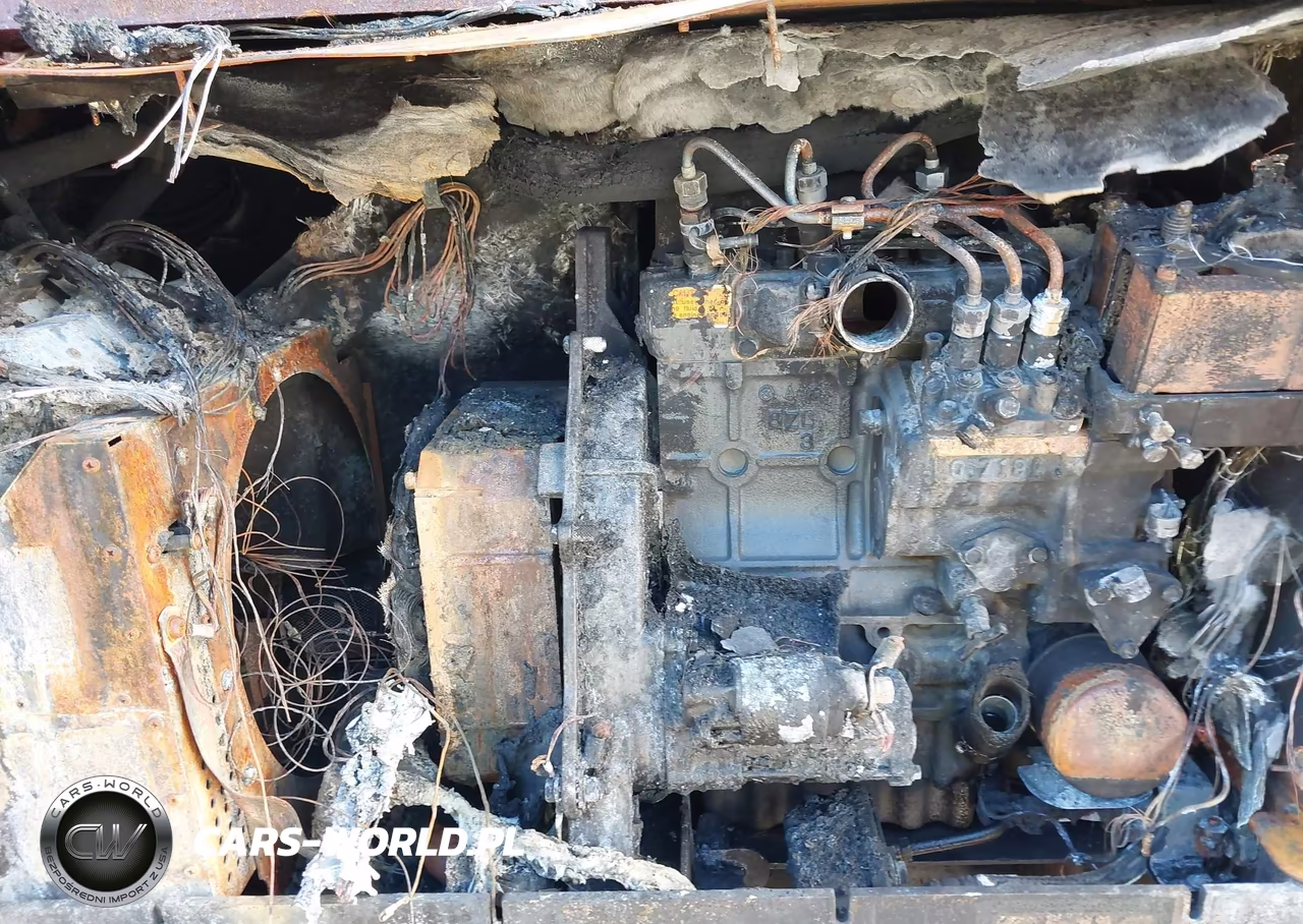 1999 Freightliner Chassis X Line Motor Home VIN:4UZ6XFBCXXCF42231 - 10