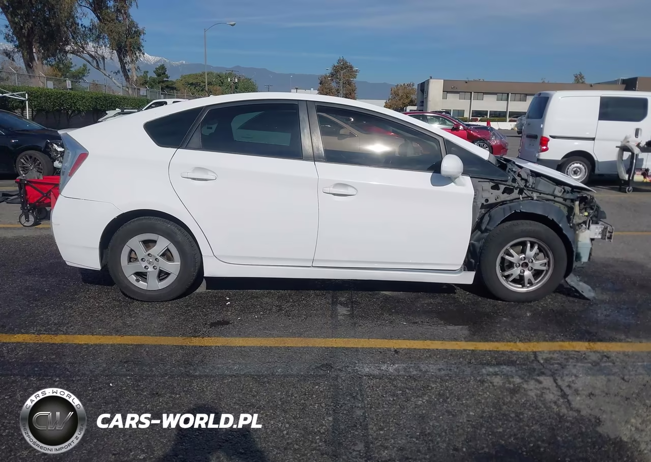 2011 Toyota Prius Three VIN:JTDKN3DU0B5289119 - 14