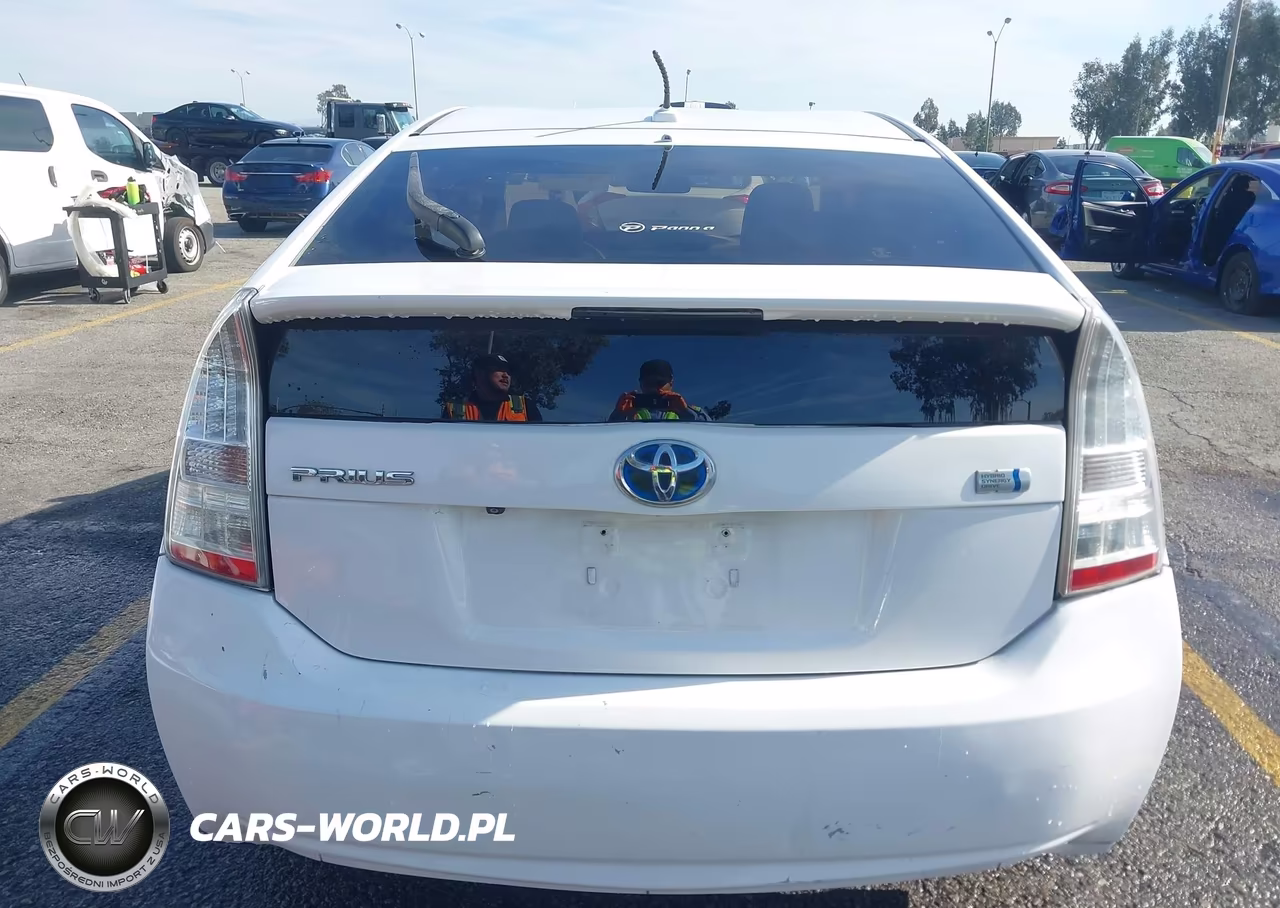 2011 Toyota Prius Three VIN:JTDKN3DU0B5289119 - 17