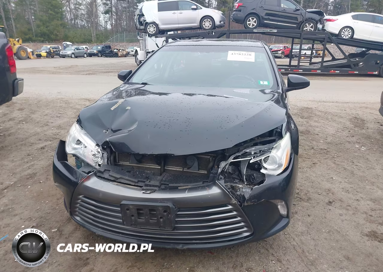 2016 Toyota Camry Hybrid Le VIN:4T1BD1FKXGU192263 - 12