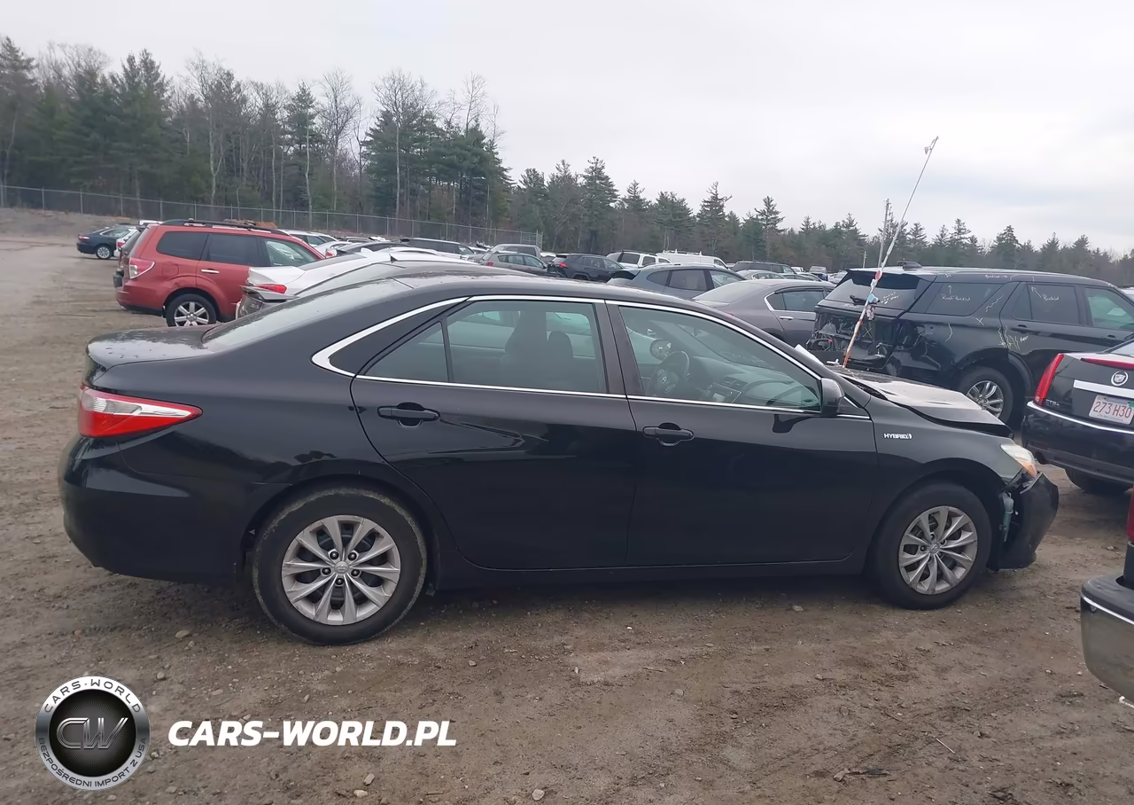 2016 Toyota Camry Hybrid Le VIN:4T1BD1FKXGU192263 - 13