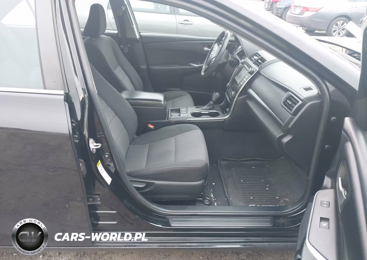 2016 Toyota Camry Hybrid Le VIN:4T1BD1FKXGU192263 - 5