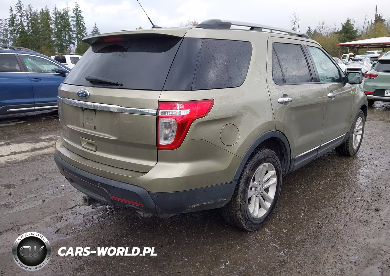 2012 Ford Explorer Xlt VIN:1FMHK7D85CGA57713 - 4
