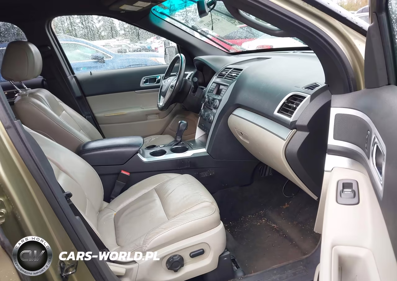 2012 Ford Explorer Xlt VIN:1FMHK7D85CGA57713 - 5
