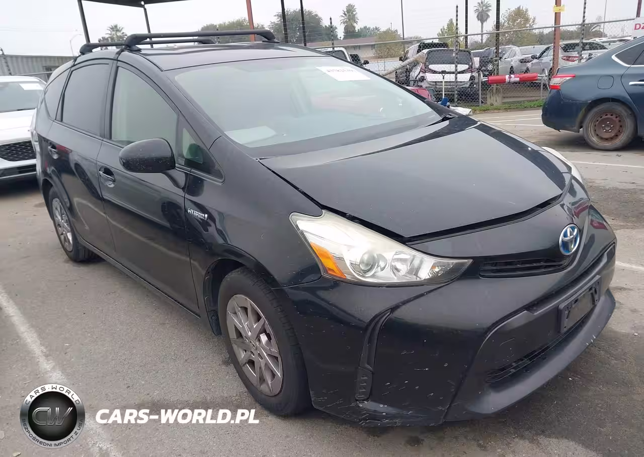 2015 Toyota Prius V Two