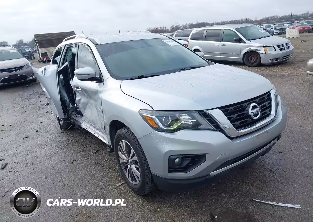 2018 Nissan Pathfinder Sv
