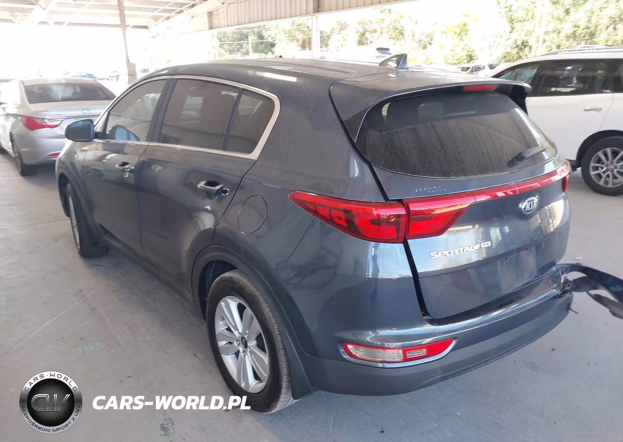 2018 Kia Sportage Lx VIN:KNDPM3AC7J7310457 - 3