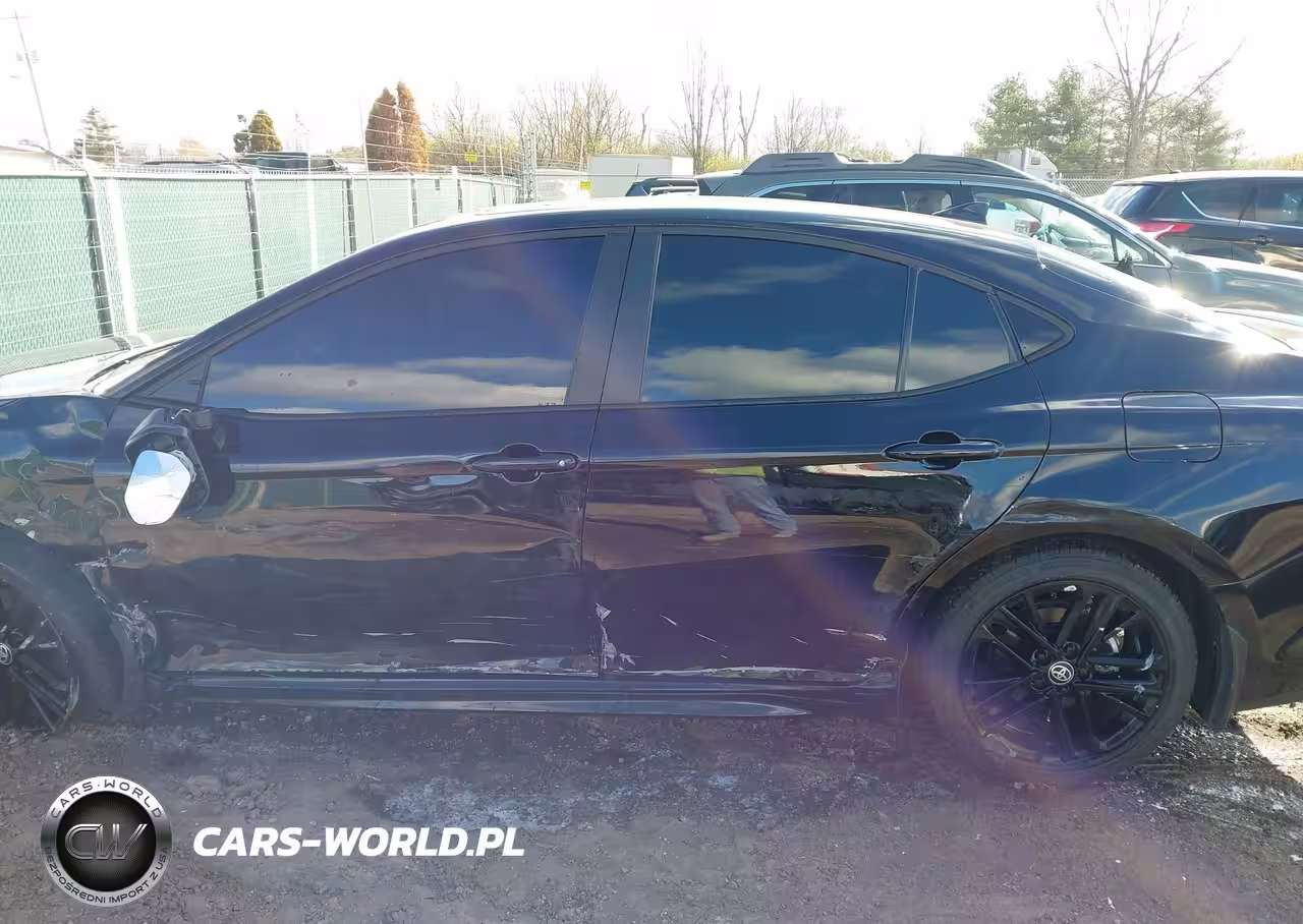 2025 Toyota Camry Se VIN:4T1DAACK5SU169987 - 14