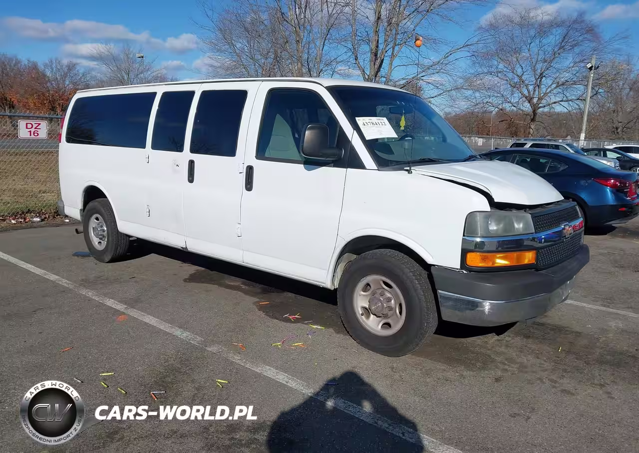 2012 Chevrolet Express 3500 Lt