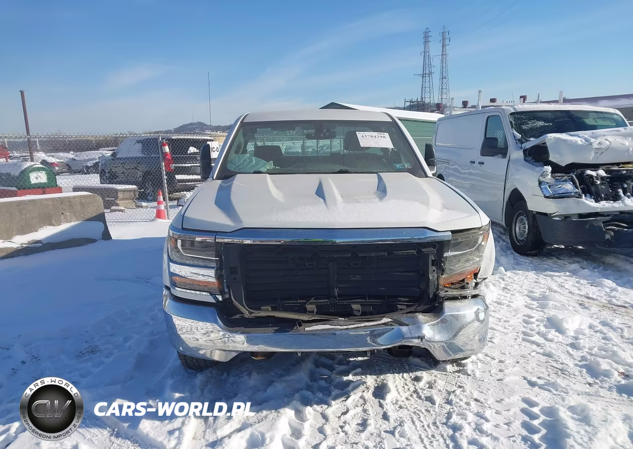 2018 Chevrolet Silverado 1500 Wt VIN:1GCNCNECXJZ906943 - 12