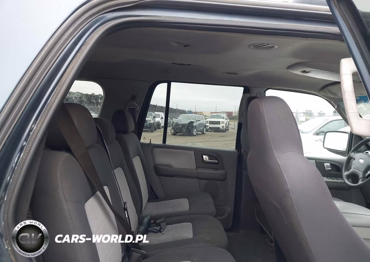 2004 Ford Expedition Xlt VIN:1FMPU16W34LA88269 - 8