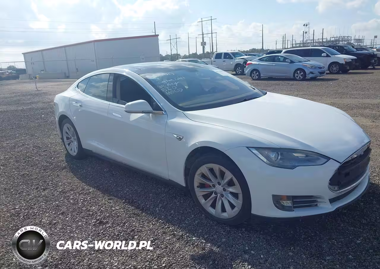2013 Tesla Model S