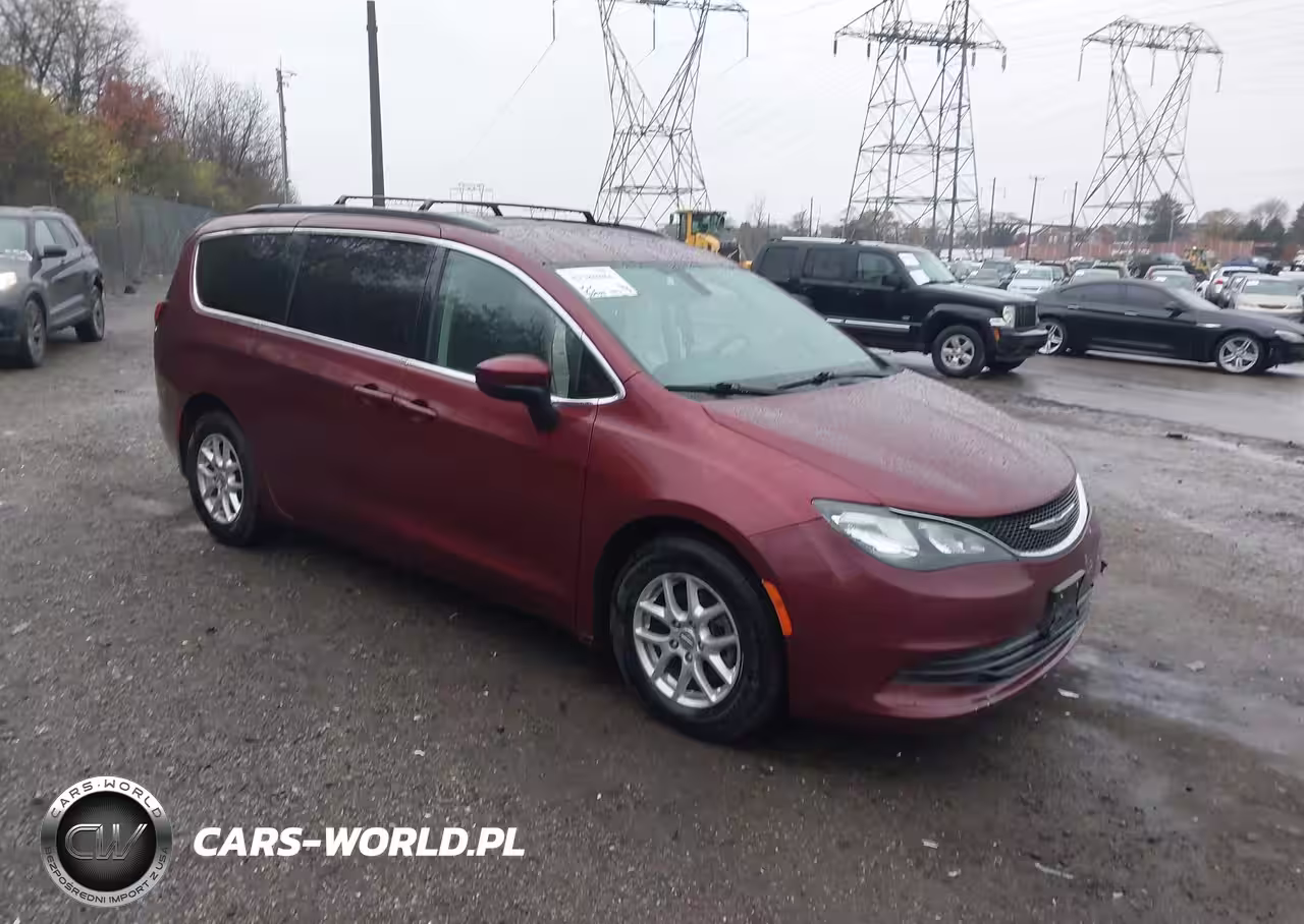 2020 Chrysler Voyager Lxi