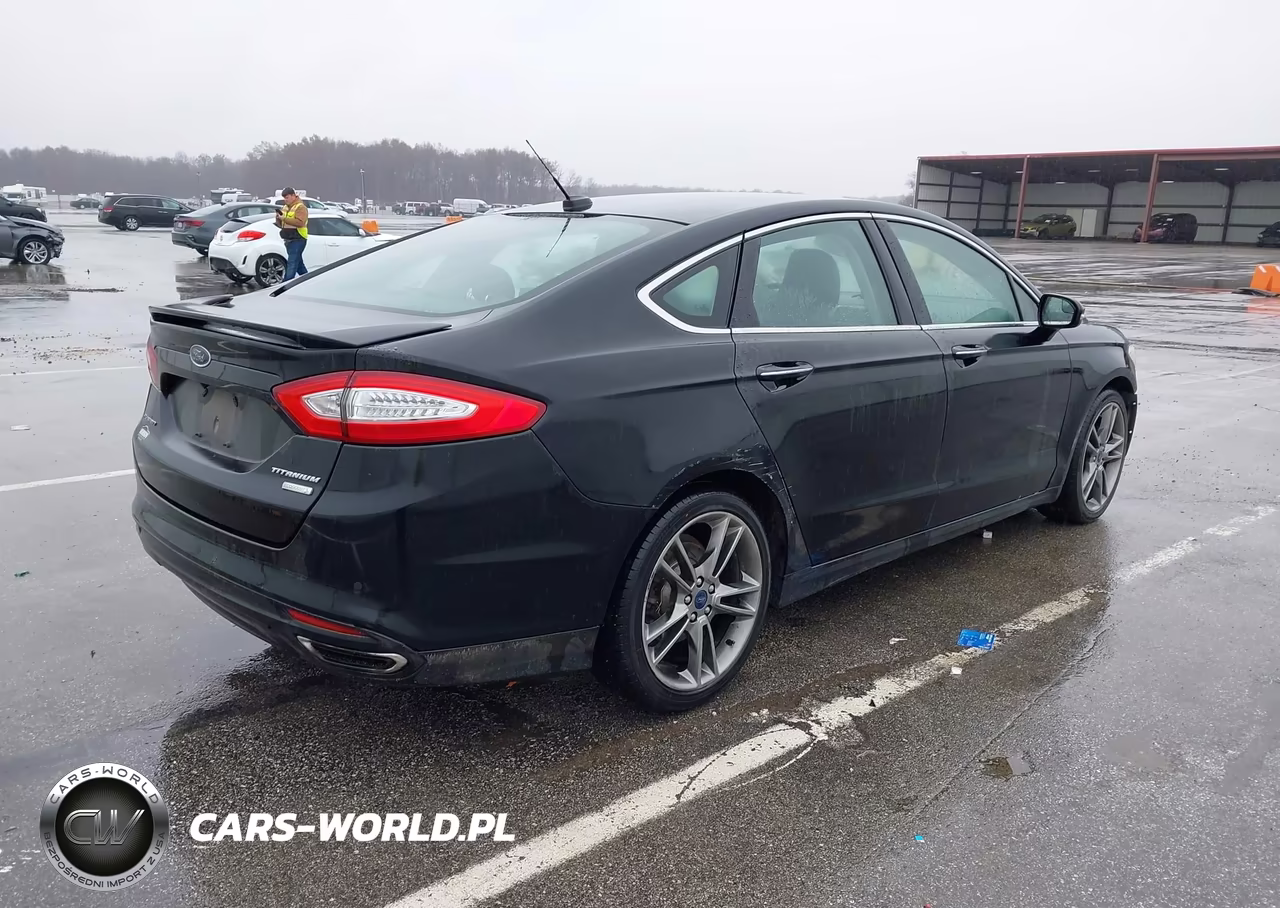 2016 Ford Fusion Titanium VIN:3FA6P0K91GR238148 - 4