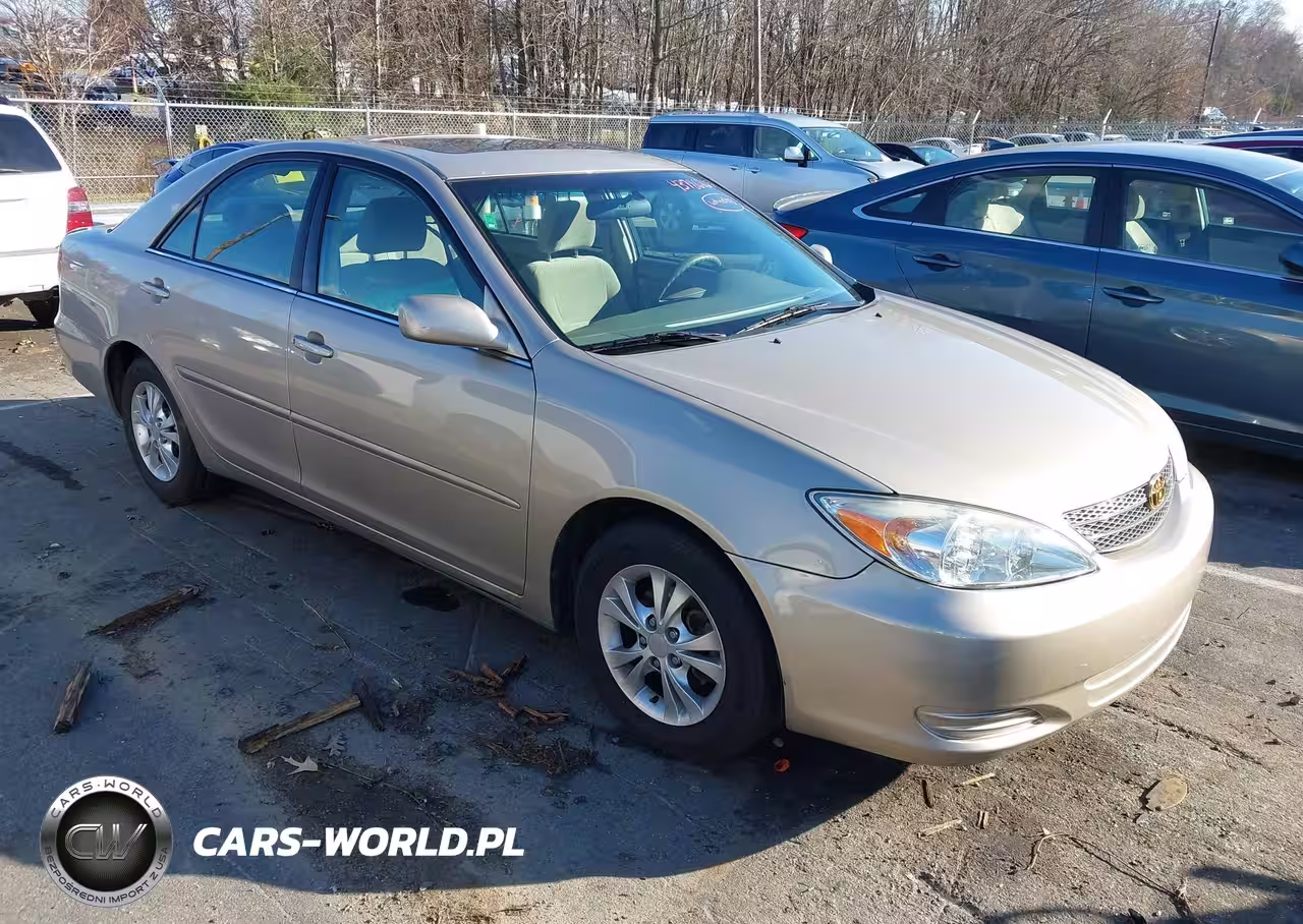 2004 Toyota Camry Le V6