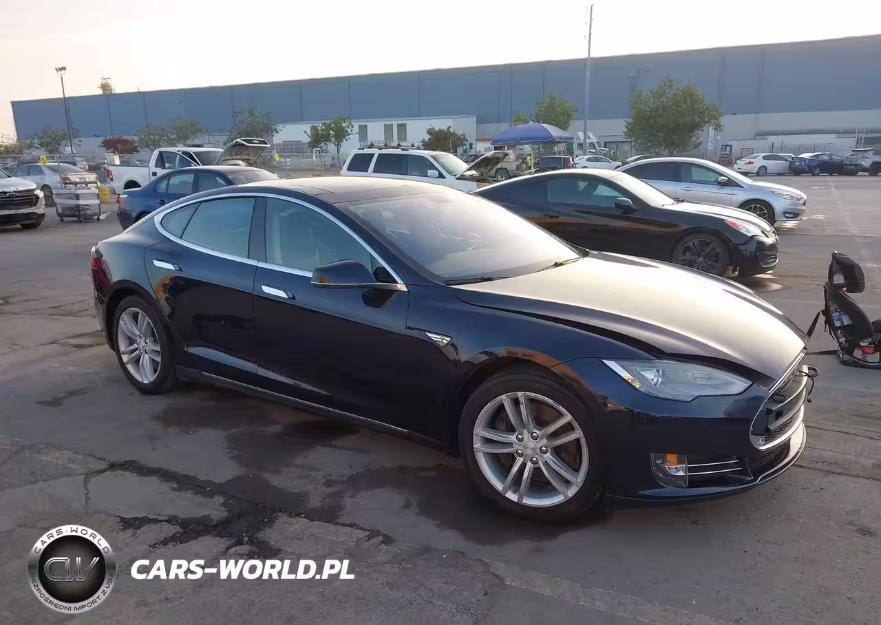 2014 Tesla Model S