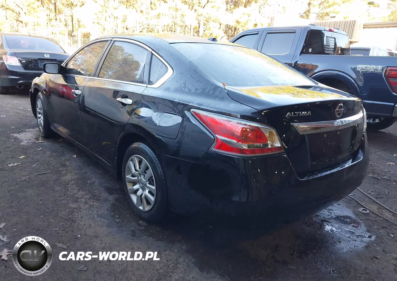 2015 Nissan Altima VIN:1N4AL3AP2FN882377 - 3
