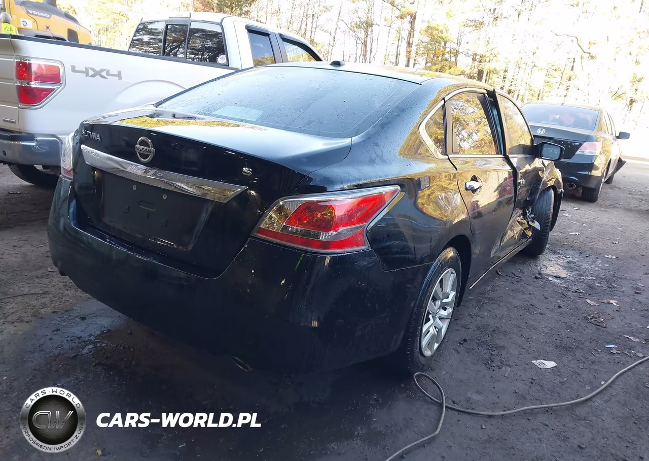 2015 Nissan Altima VIN:1N4AL3AP2FN882377 - 4