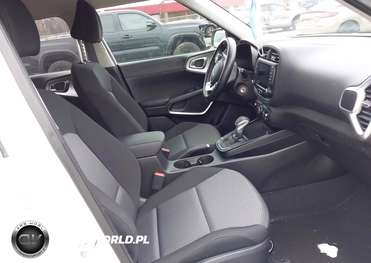 2025 Kia Soul Lx VIN:KNDJ23AU3S7249243 - 5