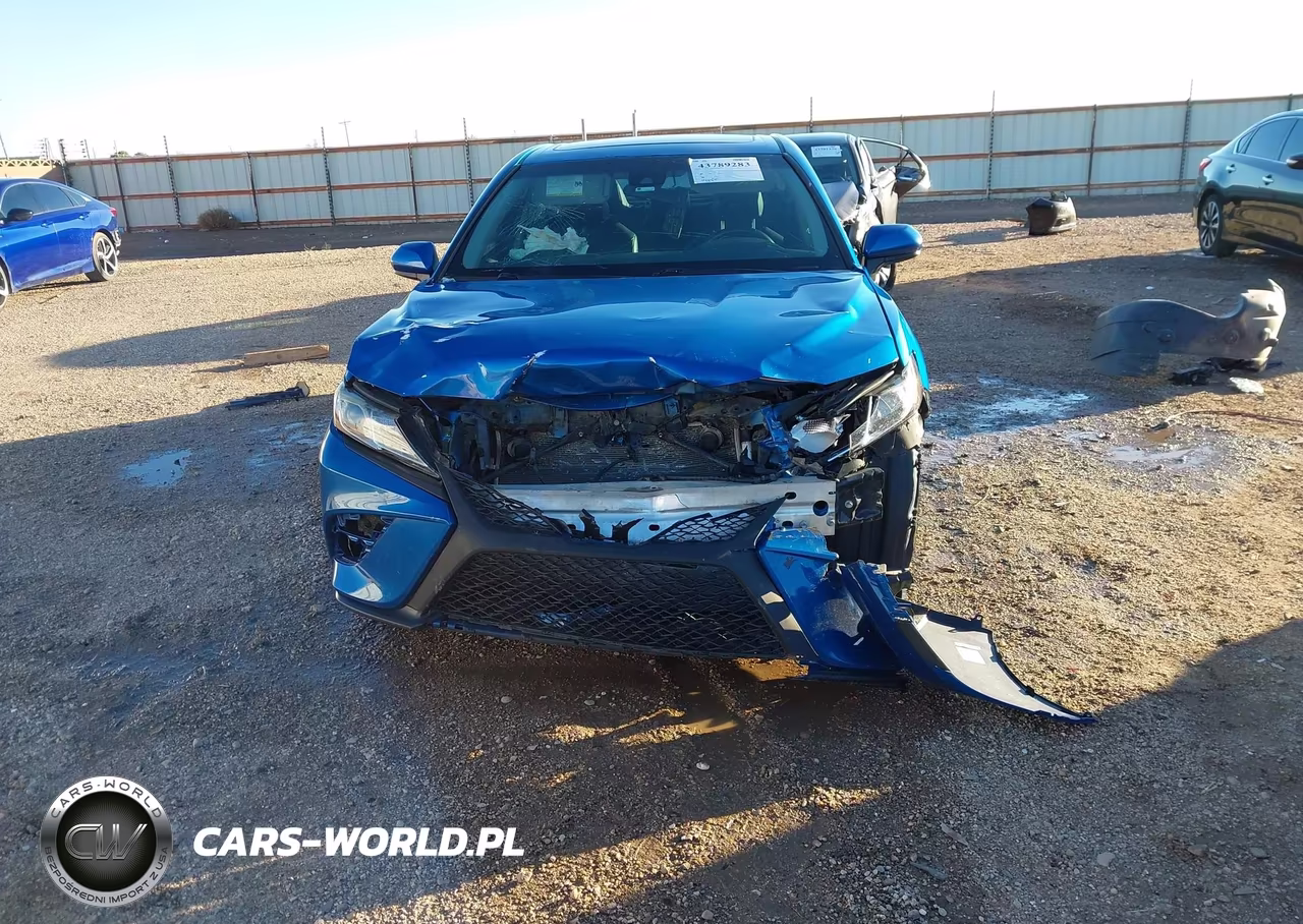 2018 Toyota Camry Se VIN:4T1B11HK4JU146747 - 6