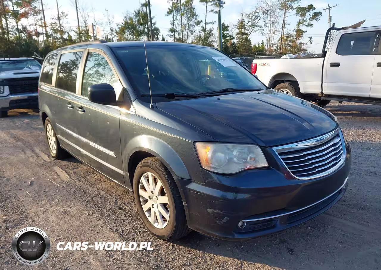2014 Chrysler Town & Country Touring
