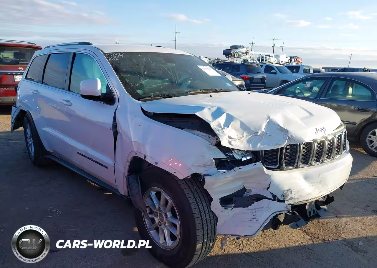 2019 Jeep Grand Cherokee Laredo E 4X2