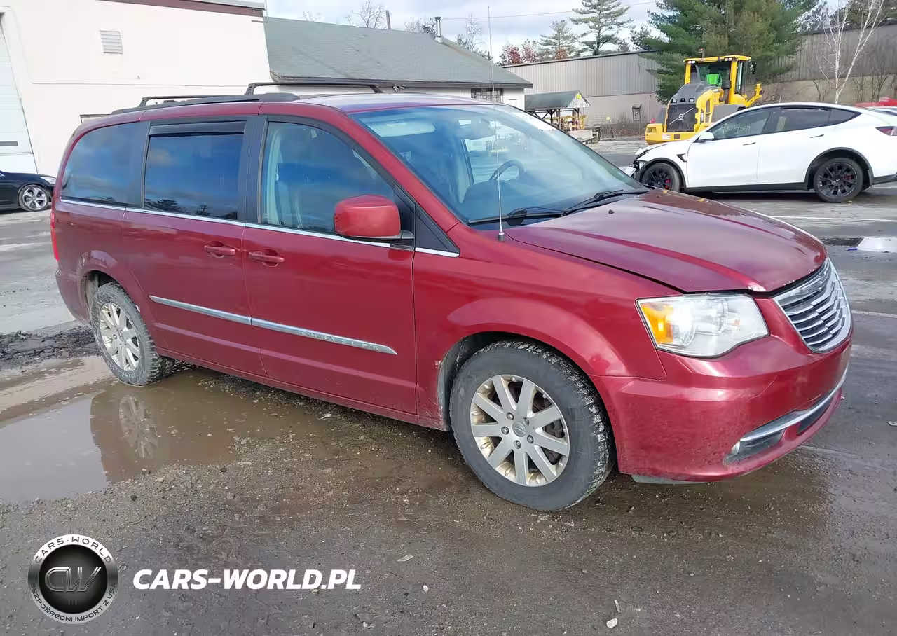 2016 Chrysler Town & Country Touring