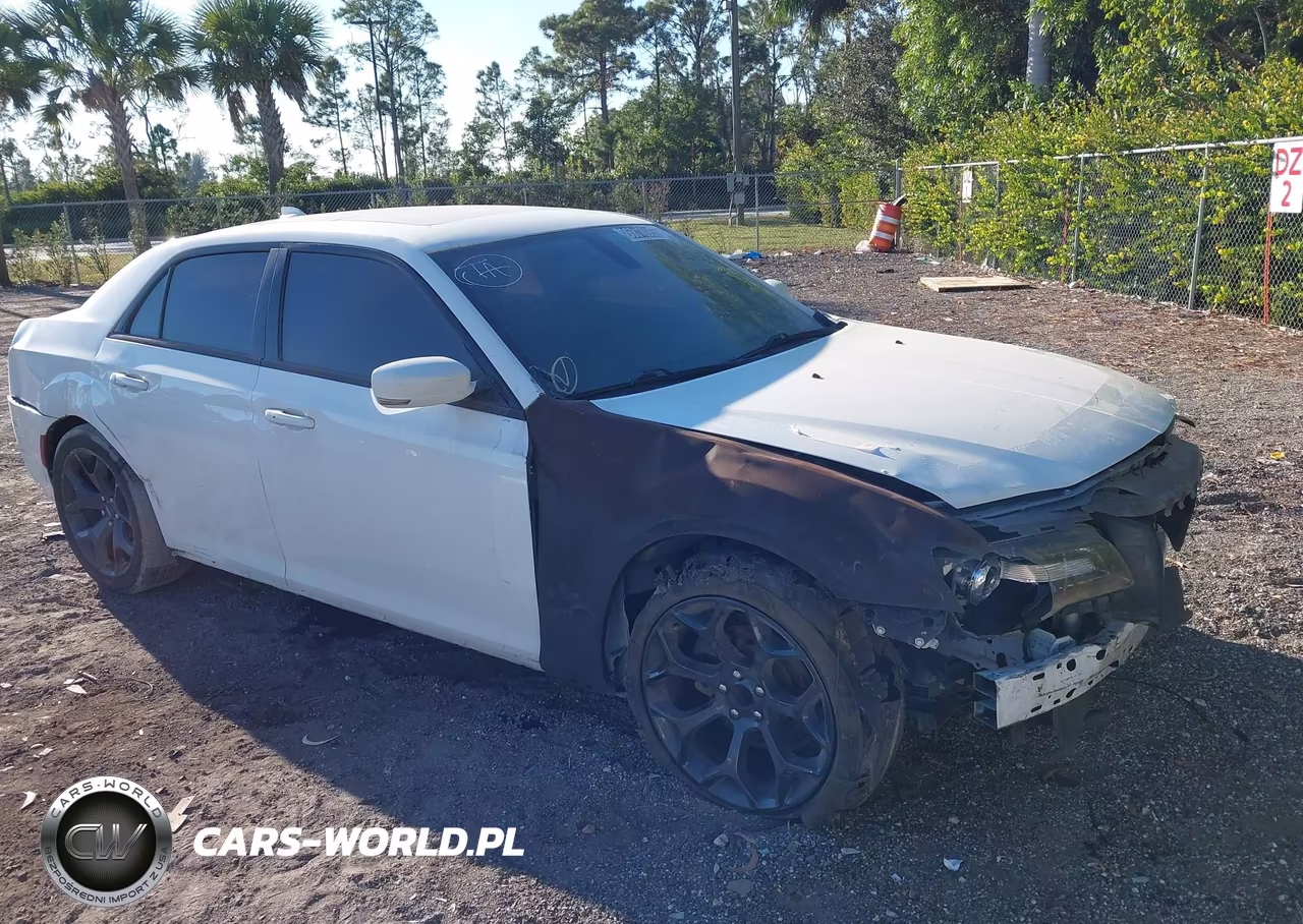 2021 Chrysler 300 VIN:2C3CCABG0MH537039 - 18