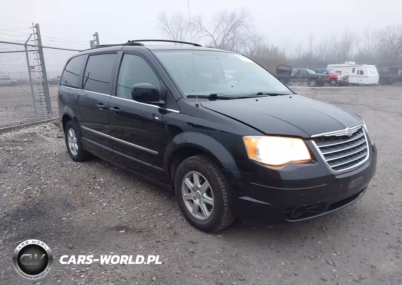 2010 Chrysler Town & Country Touring