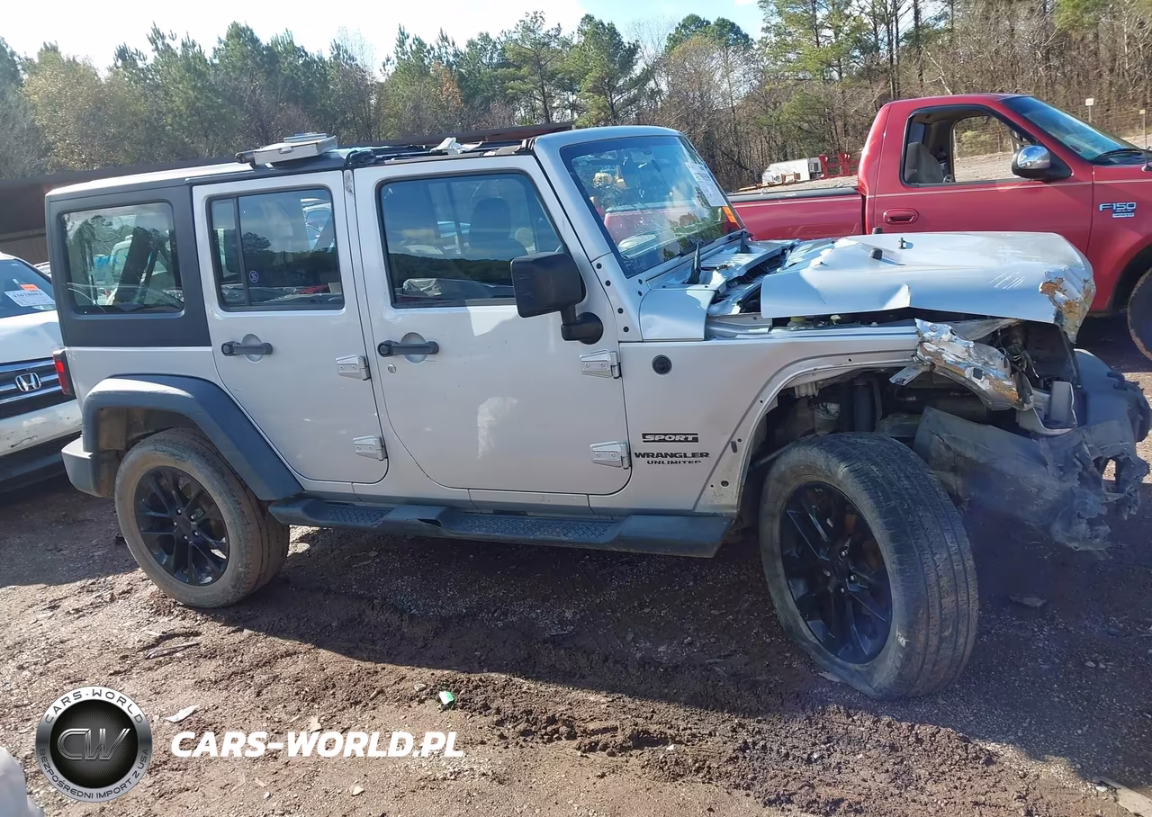 2012 Jeep Wrangler Unlimited Sport Rhd VIN:1C4BJWKG0CL145576 - 13