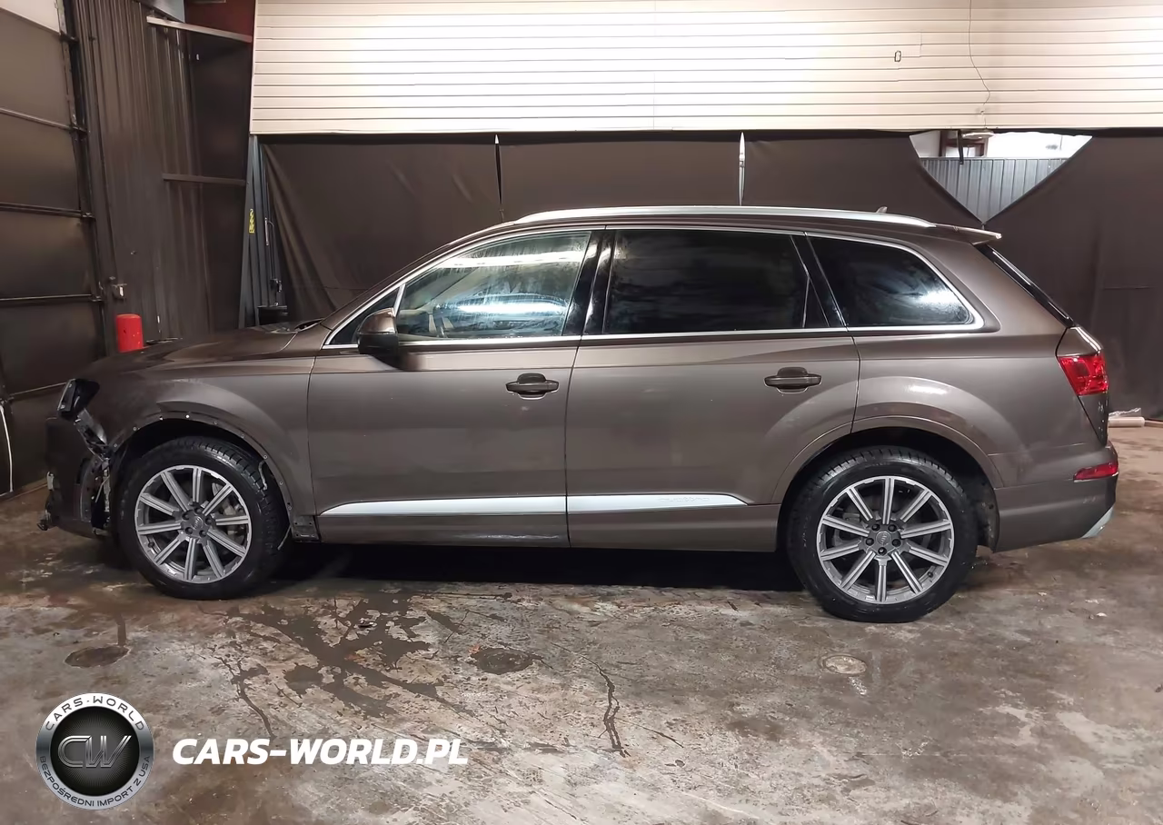 2017 Audi Q7 3.0T Premium VIN:WA1VAAF76HD059128 - 14