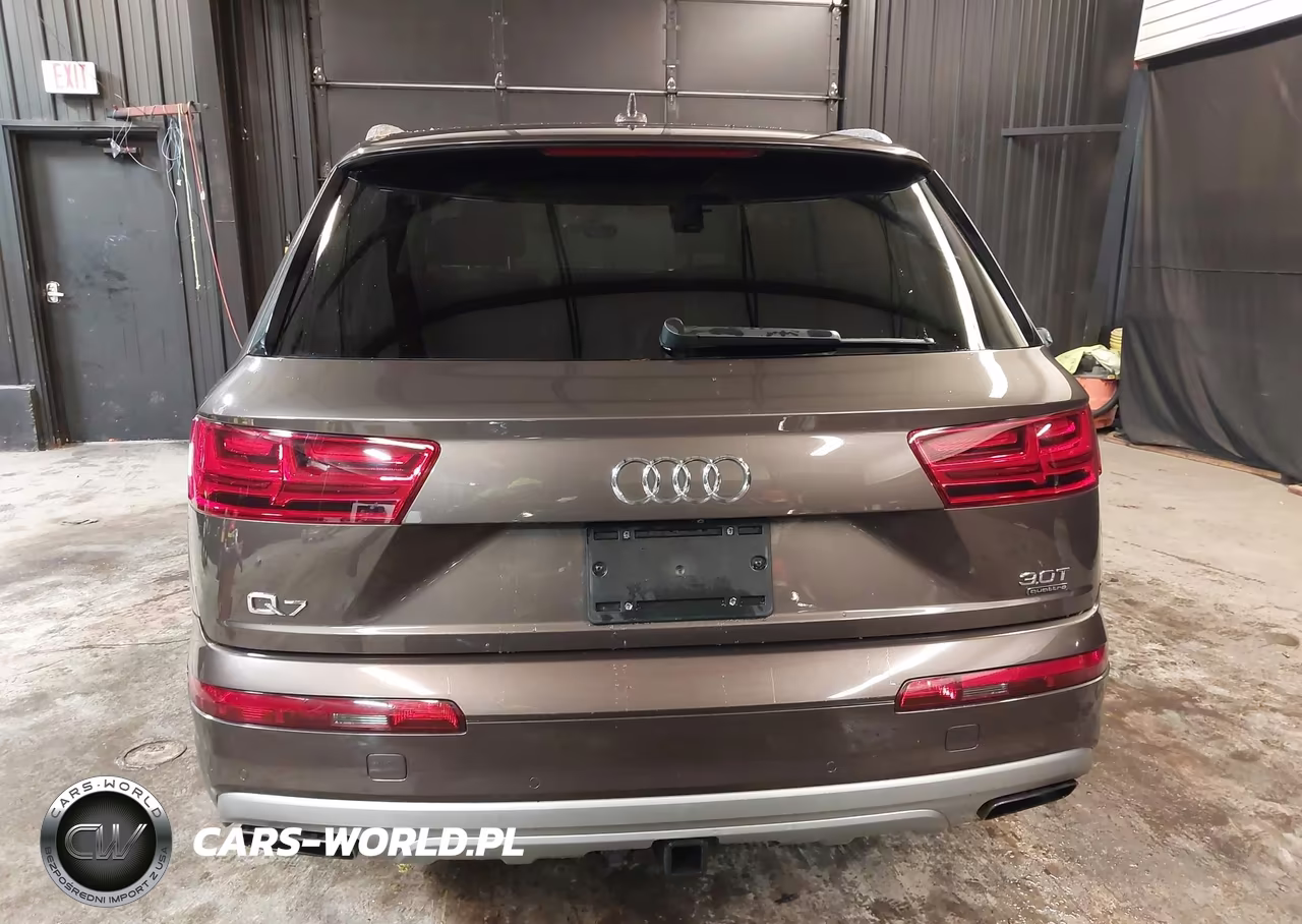 2017 Audi Q7 3.0T Premium VIN:WA1VAAF76HD059128 - 16