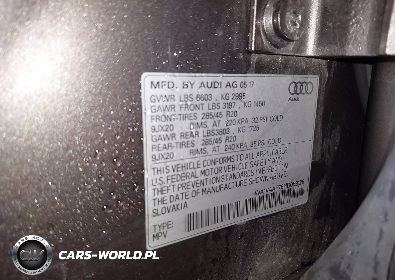 2017 Audi Q7 3.0T Premium VIN:WA1VAAF76HD059128 - 9