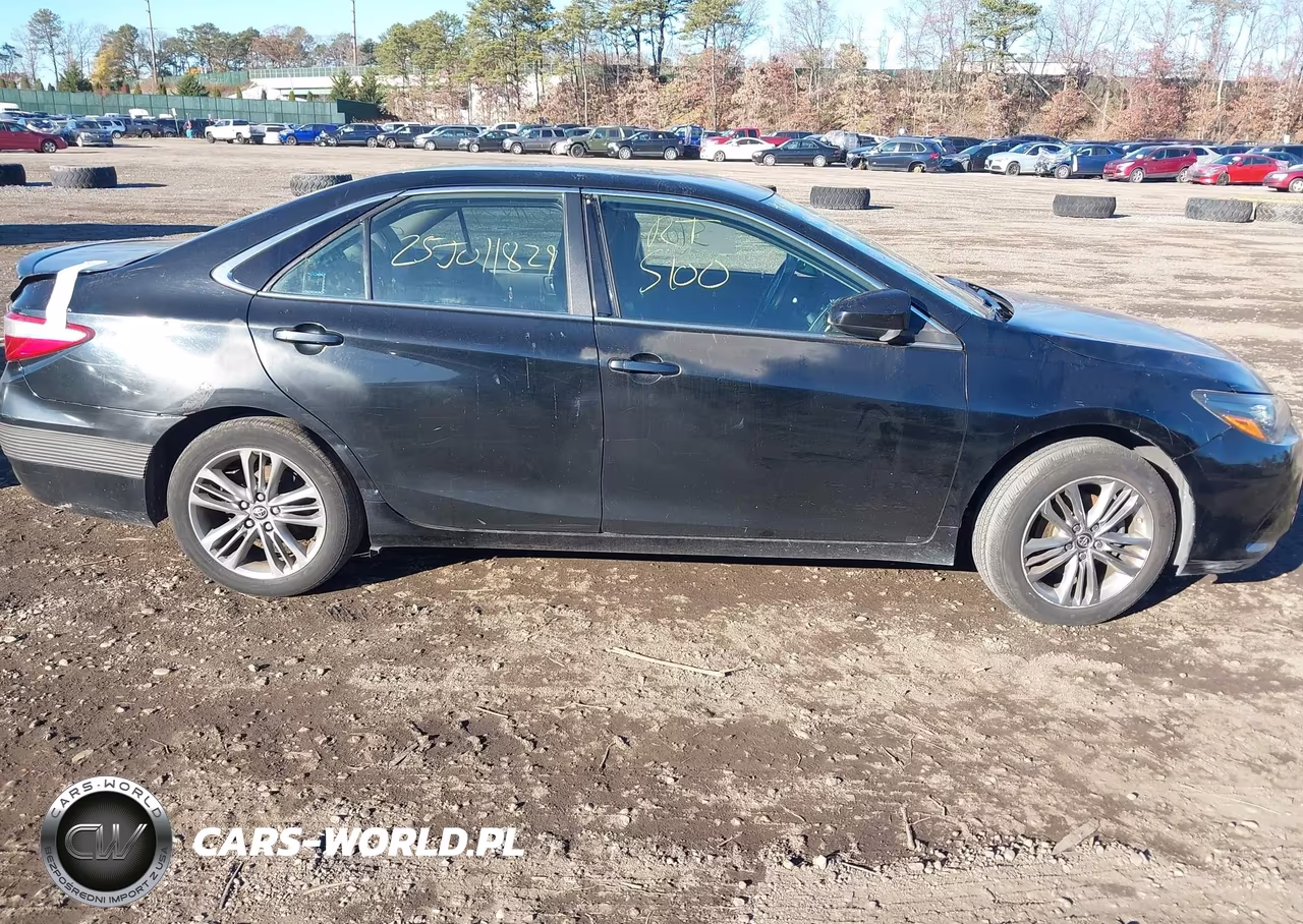 2015 Toyota Camry Se VIN:4T1BF1FK8FU105923 - 12